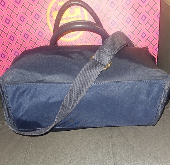 Tory Burch Navy Nylon Tote Bag W/ Wallet - Picture 5 of 10